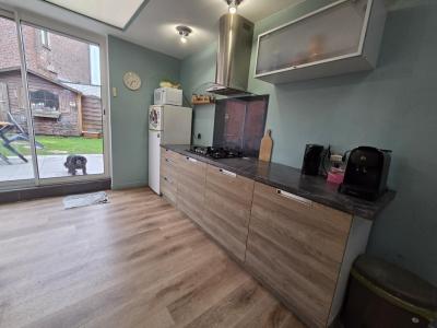 For sale Tourcoing 4 rooms 72 m2 Nord (59200) photo 3