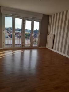 For rent Saint-andre-les-vergers 6 rooms 81 m2 Aube (10120) photo 3