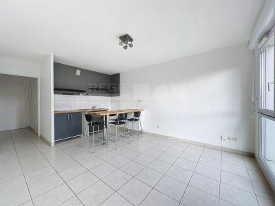 Louer Appartement Lyon-8eme-arrondissement Rhone