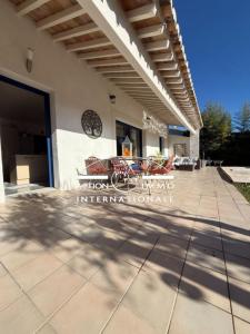 Annonce Vente 6 pi�ces Maison Mouries 13