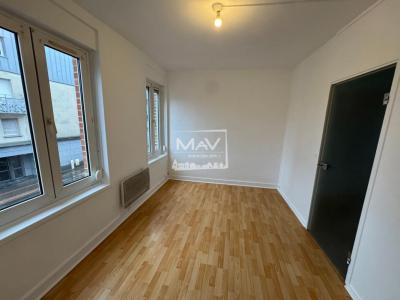 For rent Perenchies 2 rooms 38 m2 Nord (59840) photo 4