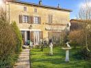 Vente Maison Ruffec 6 pieces 192 m2
