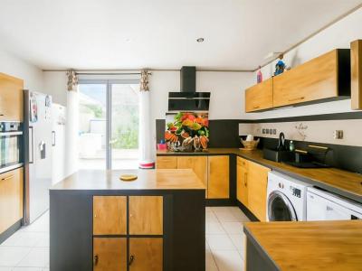 For sale Bastide-des-jourdans 4 rooms 94 m2 Vaucluse (84240) photo 0