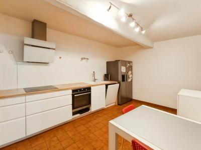 For sale Roquemaure 5 rooms 163 m2 Gard (30150) photo 2
