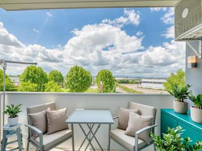 For sale Saint-priest 4 rooms 77 m2 Rhone (69800) photo 0