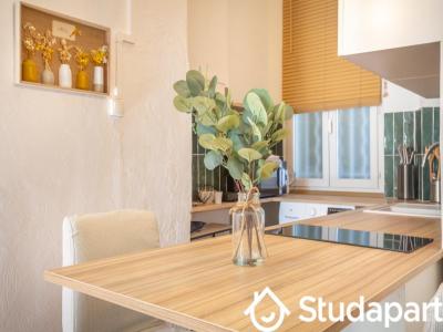 For rent Marseille-7eme-arrondissement 2 rooms 30 m2 Bouches du Rhone (13007) photo 4