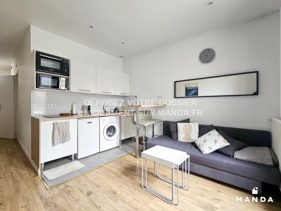 For rent Issy-les-moulineaux 2 rooms 31 m2 Hauts de Seine (92130) photo 0