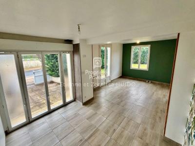 For sale Vatan 4 rooms 93 m2 Indre (36150) photo 2