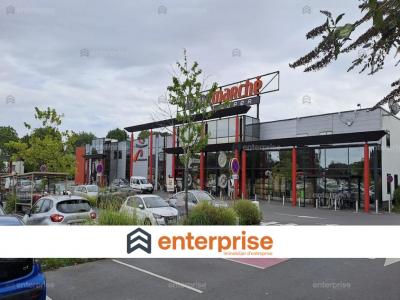 For rent Lambersart 950 m2 Nord (59130) photo 0