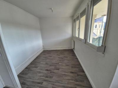 Annonce Location 5 pi�ces Appartement Bogny-sur-meuse 08