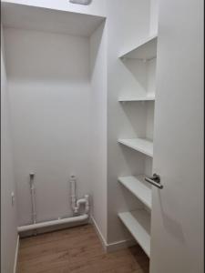 For rent Petit-quevilly 2 rooms 45 m2 Seine maritime (76140) photo 3