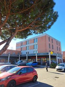 For rent Toulouse 230 m2 Haute garonne (31500) photo 0