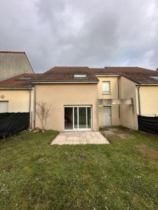 For rent Saint-andre-les-vergers 4 rooms 86 m2 Aube (10120) photo 1