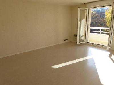 For rent Bagneux 2 rooms 49 m2 Hauts de Seine (92220) photo 1