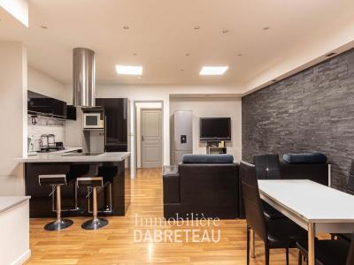 For rent Villeurbanne 4 rooms 84 m2 Rhone (69100) photo 0