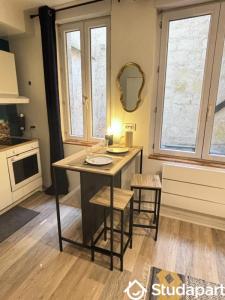Louer Appartement 28 m2 Bordeaux