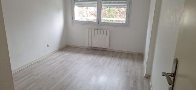 For sale MARCELIN BERTHELOT 3 rooms 52 m2 Isere (38100) photo 3