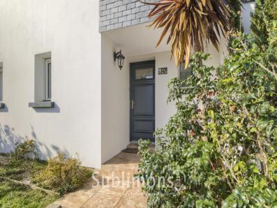 For sale Lanester 5 rooms 117 m2 Morbihan (56600) photo 1