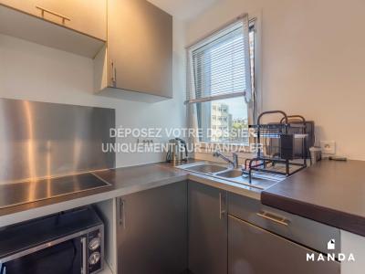 For rent Courbevoie 1 room 36 m2 Hauts de Seine (92400) photo 2