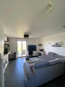 For rent Breval 2 rooms 37 m2 Yvelines (78980) photo 1