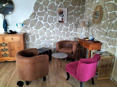 For sale Feurs 5 rooms 99 m2 Loire (42110) photo 4