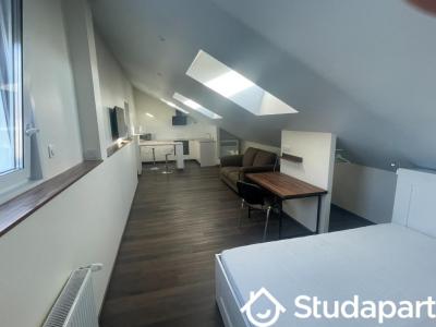 For rent Reims 1 room 26 m2 Marne (51100) photo 0