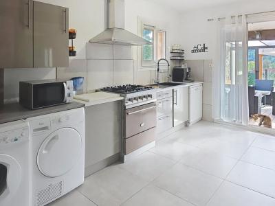 For sale Salernes 4 rooms 128 m2 Var (83690) photo 2