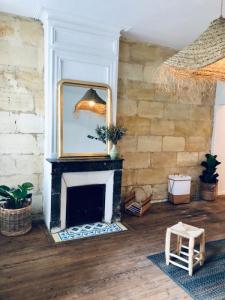 For sale Bordeaux 6 rooms 190 m2 Gironde (33800) photo 3