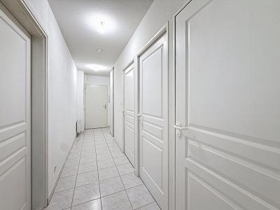 For sale Vannes 3 rooms 67 m2 Morbihan (56000) photo 4