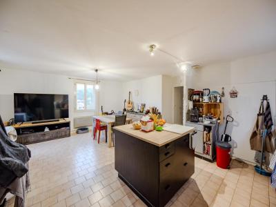 Acheter Appartement 87 m2 Saint-maximin-la-sainte-baume