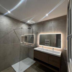 For sale Toulon 4 rooms 73 m2 Var (83000) photo 4