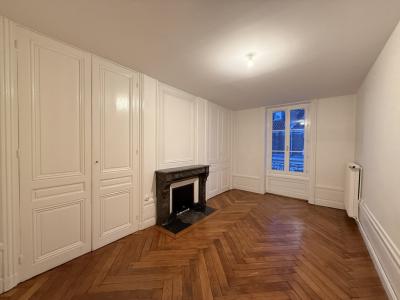 Louer Appartement Lyon-6eme-arrondissement Rhone