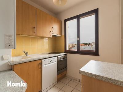 For sale Biarritz 2 rooms 42 m2 Pyrenees atlantiques (64200) photo 3