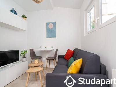 Louer Appartement 16 m2 Paris-19eme-arrondissement