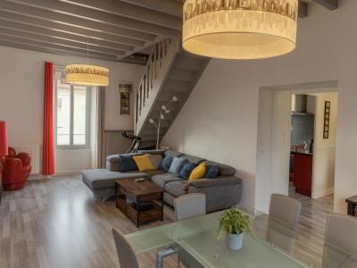 For sale Roanne 5 rooms 105 m2 Loire (42300) photo 0