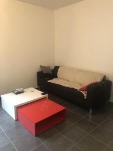 Louer Appartement Caluire-et-cuire 739 euros