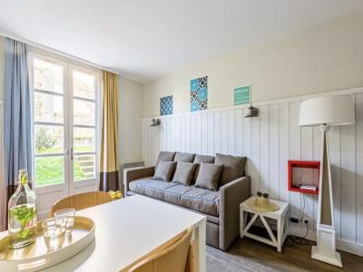 For sale Saint-martin-de-re 2 rooms 42 m2 Charente maritime (17410) photo 1