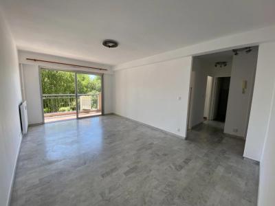 Louer Appartement Cagnes-sur-mer 930 euros