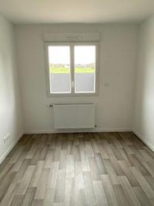 Louer Maison Brette-les-pins 890 euros