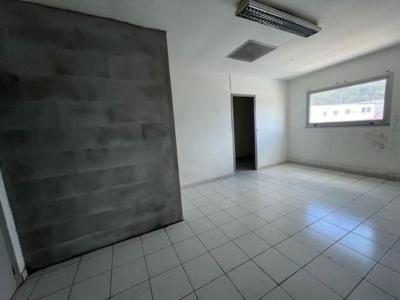 Louer Local commercial Lamentin Martinique