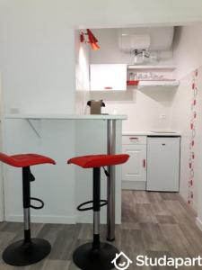 For rent Pau 1 room 23 m2 Pyrenees atlantiques (64000) photo 3