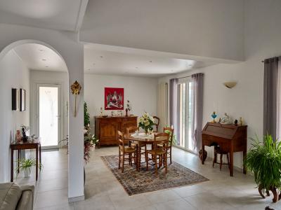 For sale 9 rooms 212 m2 Herault (34725) photo 3