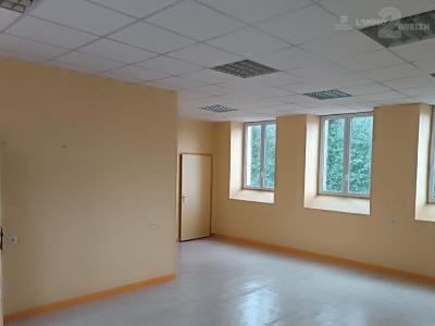 For sale Guemene-sur-scorff 10 rooms 1000 m2 Morbihan (56160) photo 3