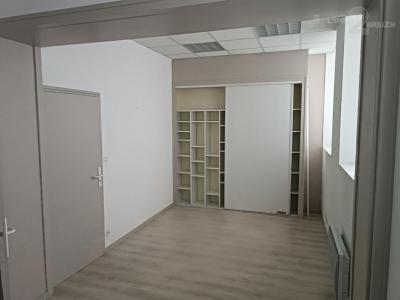 For sale Guemene-sur-scorff 10 rooms 1000 m2 Morbihan (56160) photo 4