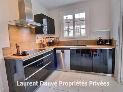 For sale Saint-cyr-en-val 7 rooms 162 m2 Loiret (45590) photo 2