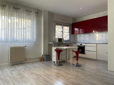 For sale Lyon-7eme-arrondissement 3 rooms 65 m2 Rhone (69007) photo 0