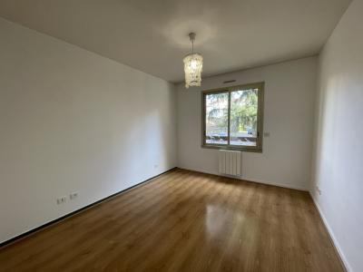 Louer Appartement Lyon-4eme-arrondissement 1290 euros