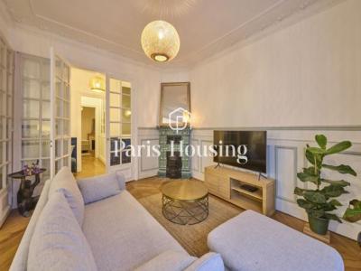 For rent Paris-18eme-arrondissement 4 rooms 89 m2 Paris (75018) photo 0