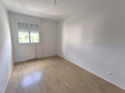 For rent Paray-le-monial 5 rooms 86 m2 Saone et loire (71600) photo 2