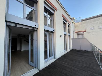 For sale Saint-etienne 4 rooms 103 m2 Loire (42000) photo 0